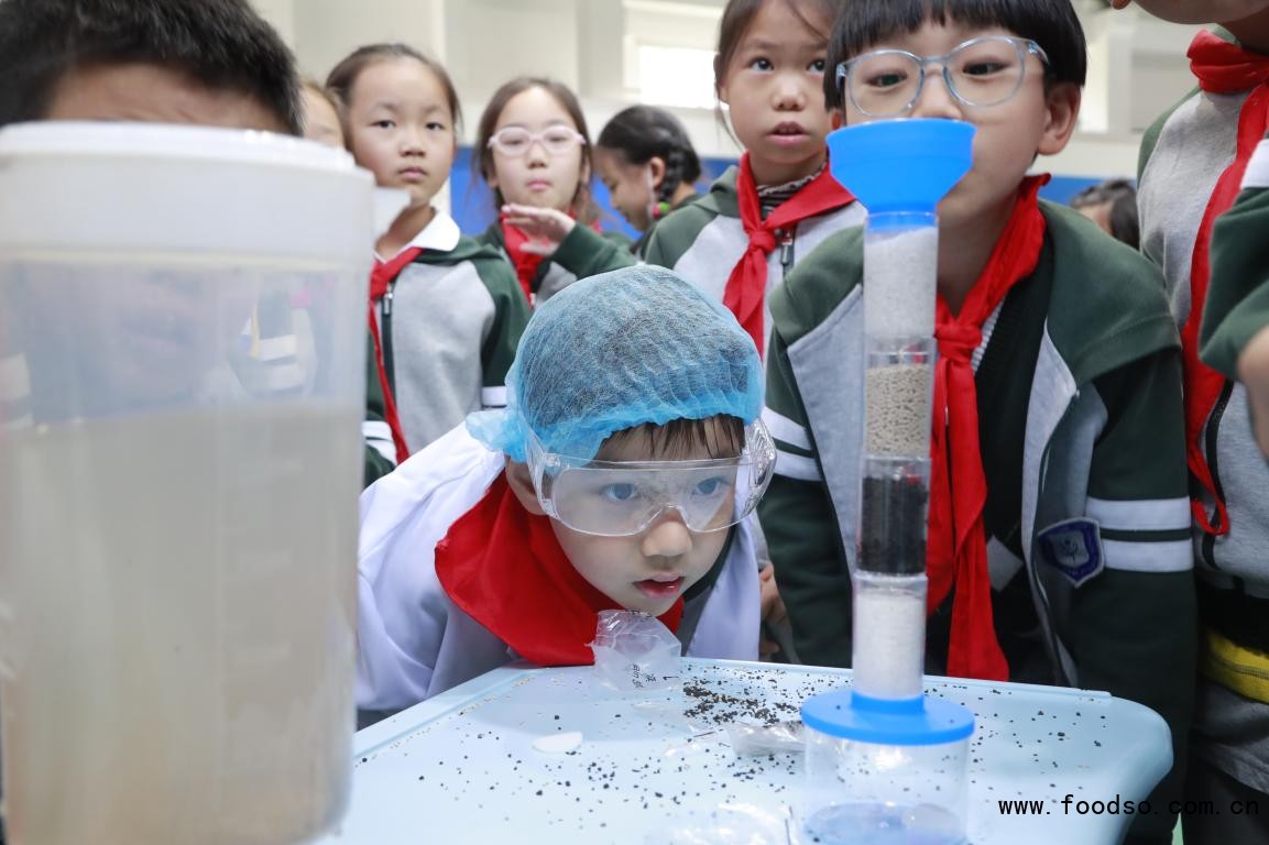 1643507221220049703.jpg 1643507221220049703.jpg